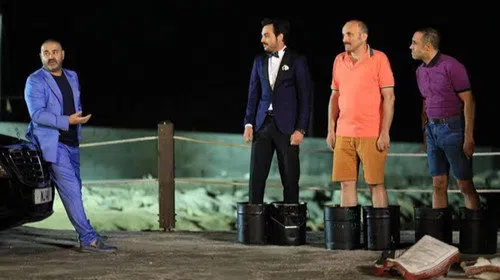 Bana Bir Soygun Yaz 2 izle afişi