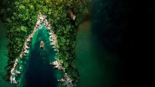 Kara Göl: Miras izle afişi