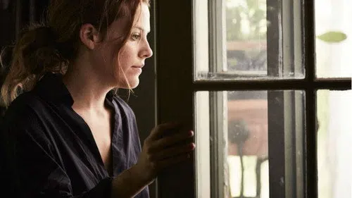Hoş Geldin Yabancı izle afişi