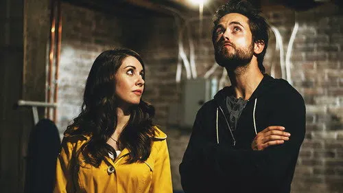 Bir Garip Aşk izle afişi