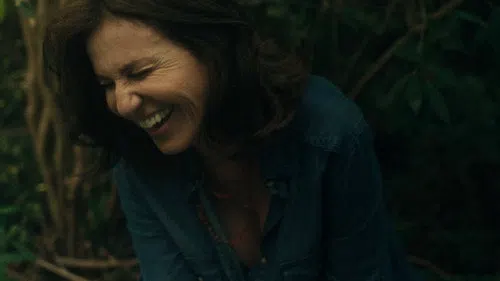 Familia sumergida izle afişi