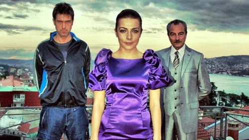 Maskeli Balo izle afişi