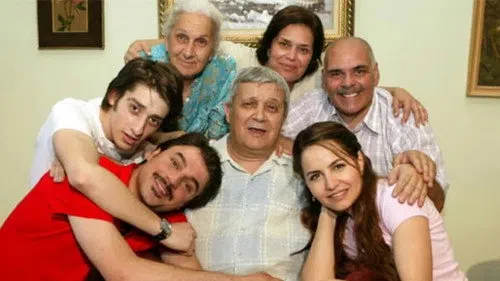 Geniş Aile izle