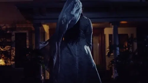 Lanetli Gözyaşları izle