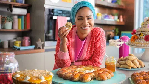 Nadiya Bakes izle afişi