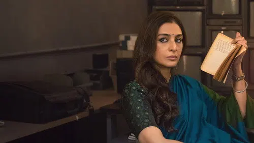 Khufiya izle