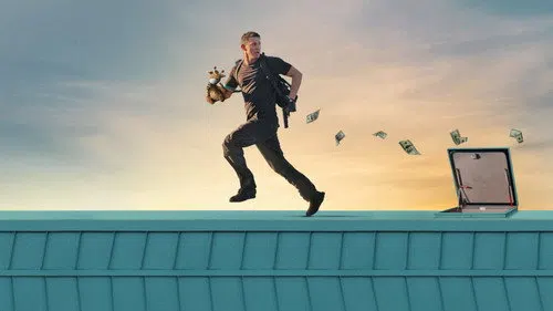 Çatıda Biri Var izle afişi