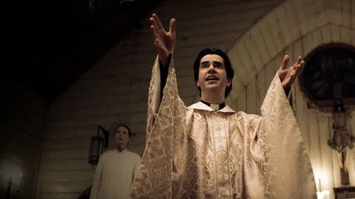 Gece Yarısı Ayini izle