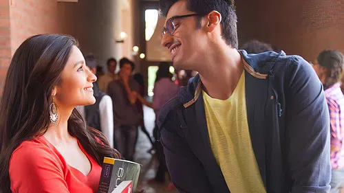 2 States izle afişi