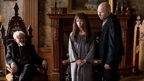Escaping the Madhouse: The Nellie Bly Story izle afişi