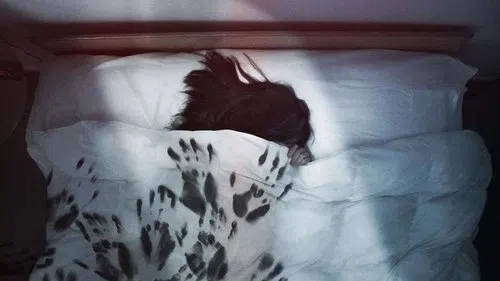 The Darkness izle afişi