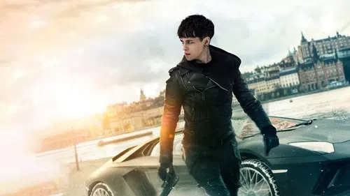 Örümcek Ağındaki Kız izle