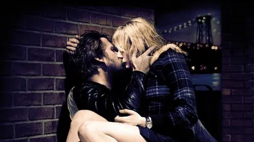 Aşk ve Küller izle