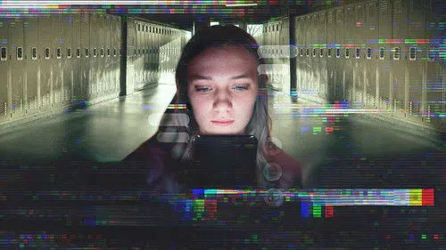 Bilinmeyen Numara: Lisede Mesaj Skandalı izle