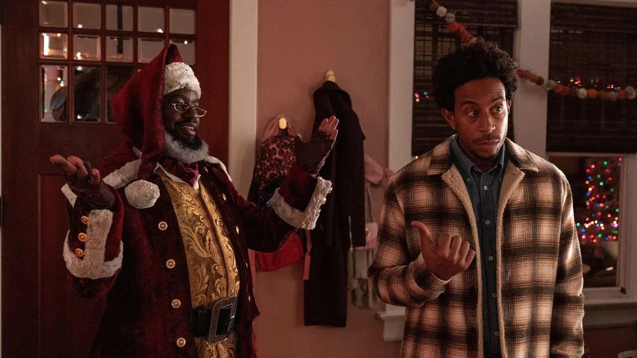 Dashing Through the Snow izle afişi