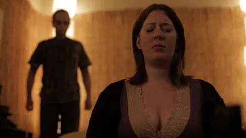 Absentia izle