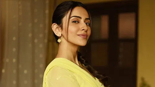 Chhatriwali izle