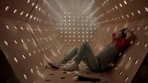 Dave Made a Maze izle