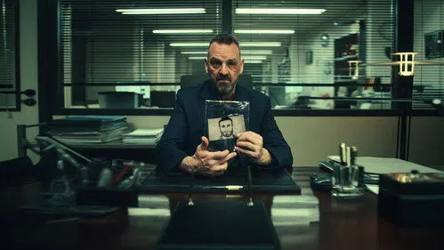 Asrın Elmas Soygunu izle