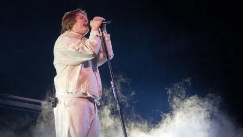 Lewis Capaldi: How I'm Feeling Now izle