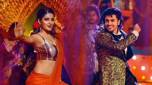 హీరో izle afişi