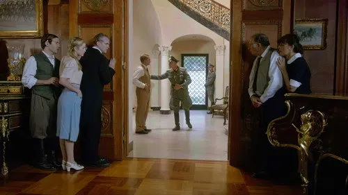 Direniş 1942 izle afişi