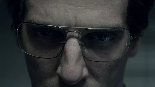 Kimim Ben? izle