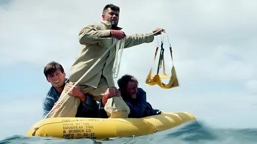 Güneşe Karşı izle