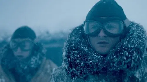Beyazlar İçinde izle