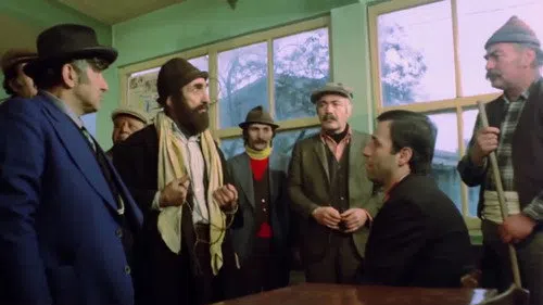 Üç Kağıtçı izle