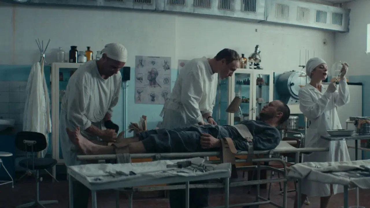 Diagnosis: Dissent izle afişi