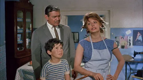 Herşey Napolide Başladı izle