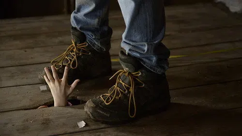 Tapınak izle