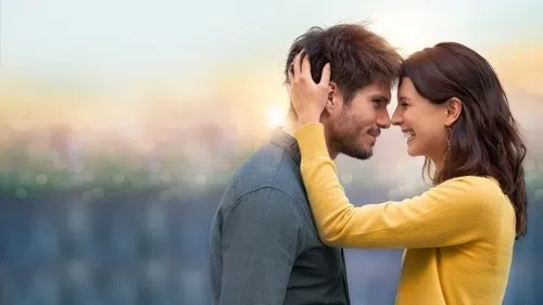 İkinci Görüşte Aşk izle afişi