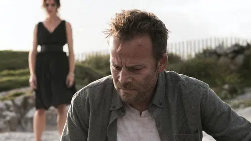 Don't Go izle afişi