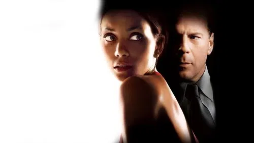 Kusursuz Yabancı izle