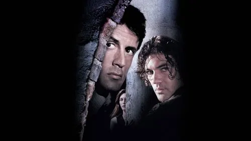 Suikast Çemberi izle