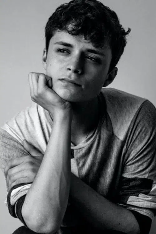 Lucas Jade Zumann