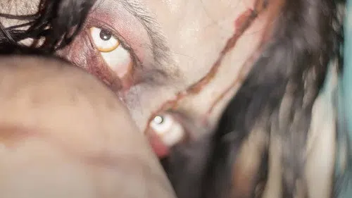 Pengantin Iblis izle afişi