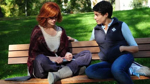 Peruklu Kız izle