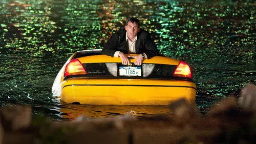 Çılgın Bir Gece izle