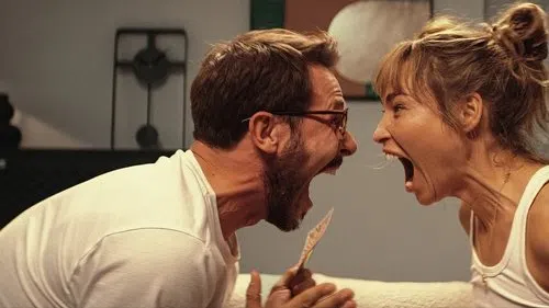 Öldür Beni Sevgilim izle afişi