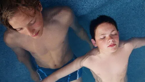 Gençlik Başımda Duman izle afişi