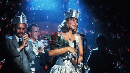 Peggy Sue Evlendi izle