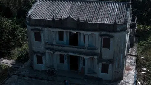 The Lingering izle afişi