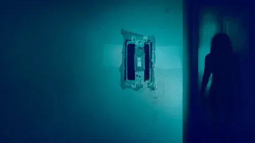 Işıklar Sönünce izle