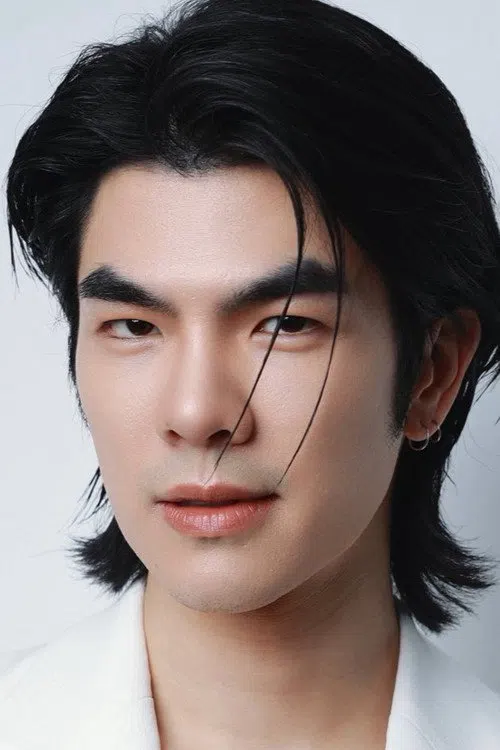 ภาคภูมิ ร่มไทรทอง