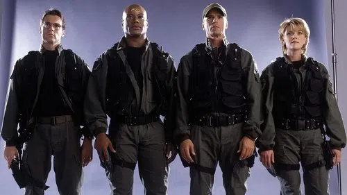 Stargate SG-1 izle afişi