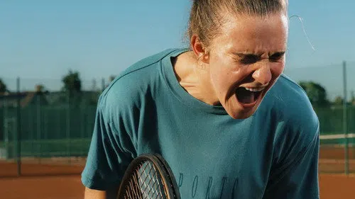 Julia Sessiz izle afişi