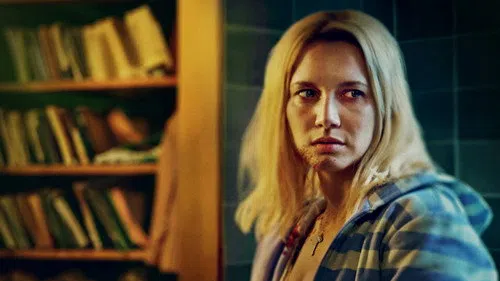 Elize: Bir Kadının Gölgeleri izle